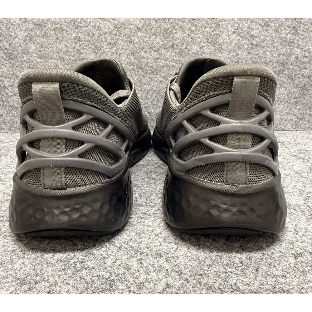 NWOB Kizik Lima Mens Size 6M/Women's 7.5 Grey Hands Free Slip On Sneakers Casual